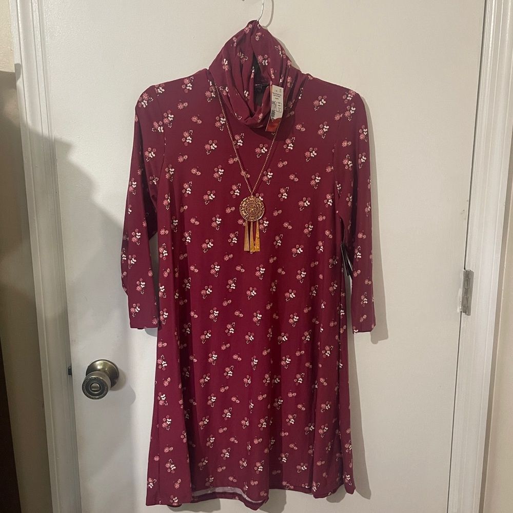 NWT!! Girl's Discreet Pink Cowl Neck Dress with Necklace Set size L